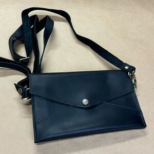PORTLAND LEATHER ENVELOPE CONVERTIBLE CROSSBODY